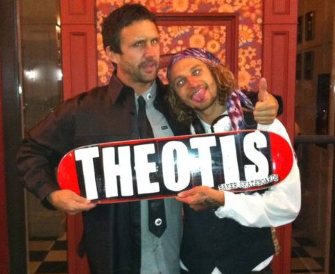 Theotis is pro!