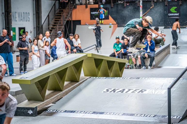 Hardflip lateflip is the hardest trick to get a photo of so just take my word on it. That's what Julian did here


<!--damnamnetherlandsday2besttrick-->