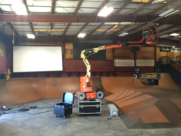 <!--calm2015-->

Look at the size of this projection screen that Brian Reardon and Auxiliary Channel are putting in this year for the live webcast! I call dibs on this thing if they ever get rid of it. Make sure you tune in at Streetleague.com.