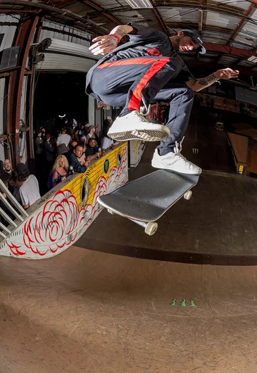 <!--pro18-friday-->

Dane Vaughn Nollie 360 Heelflips on the Kahuna AKA The Gypsy Spin.

