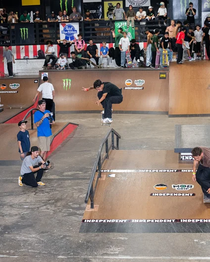 Kickflip Gap to Nosegrind