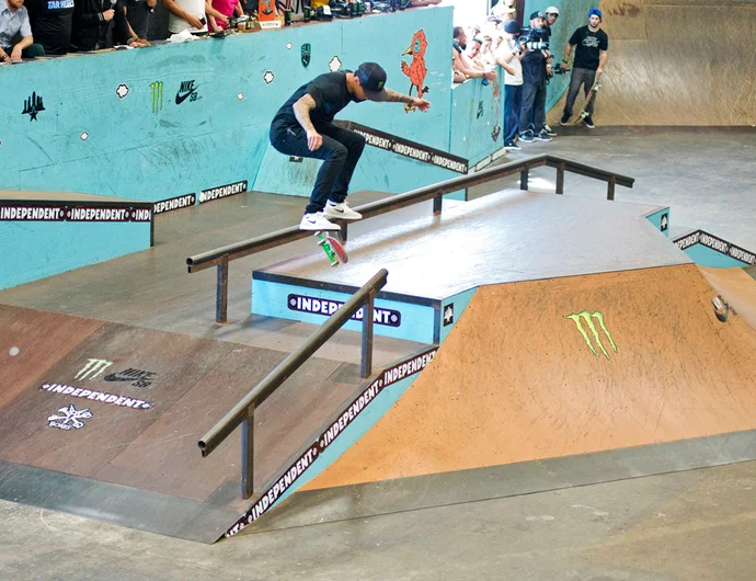 <!--pro16sunday-->

Nyjah up to his same old nasty tricks with a Gap KF Frontside Boardslide.