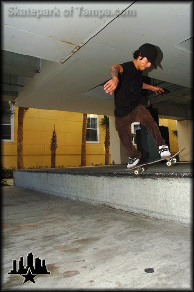 Abdias Rivera - backside 180 fakie 5-0