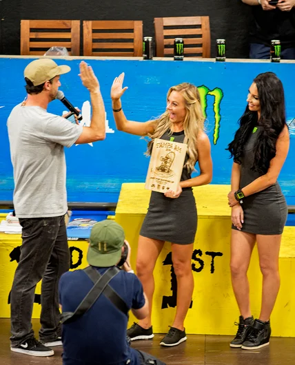 <!--am16sun-->

Brian plays it like a gentleman and gives the Monster girls a high-five along with their award.