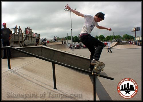 Ian Gow - noseblunt slide