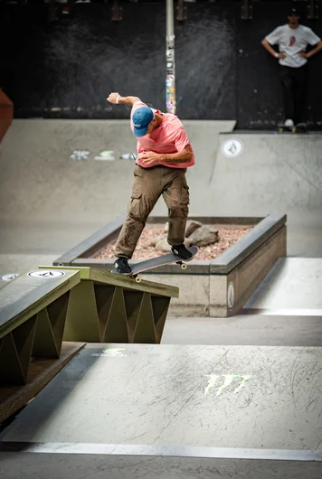Matias Dell Ollio with a pep in his step puts down the B/S 180 Nosegrind midrun.

<!--damnambreda22finalsphotos-->
