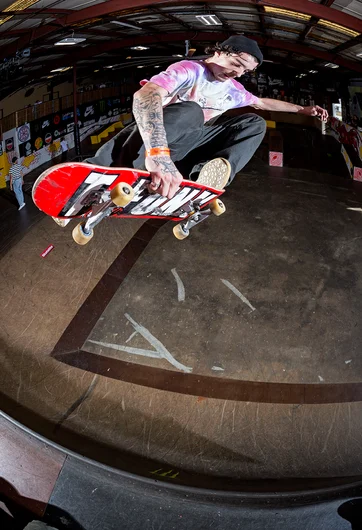 <!--am17thurs-->

I walk into the park and 1st photo I shoot atop the quarterpipe, Logan Mozey goes big straight to solid hang-up to face. what a way to start things; luckily he shook it off and came back for the redemption song!

