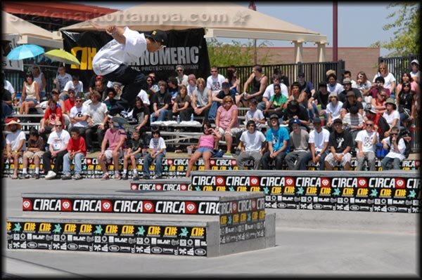 Dom Johnson Back 180