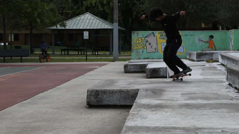 <!--miamitrip16-->

Uncle Sam in manny pad heaven.