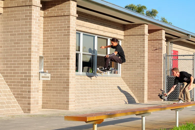 <!--conshaines-->

This is one of those hidden spots out here. Four of these in a row and metal benches. Alejandro gets his FS Ollie in before the cops come.