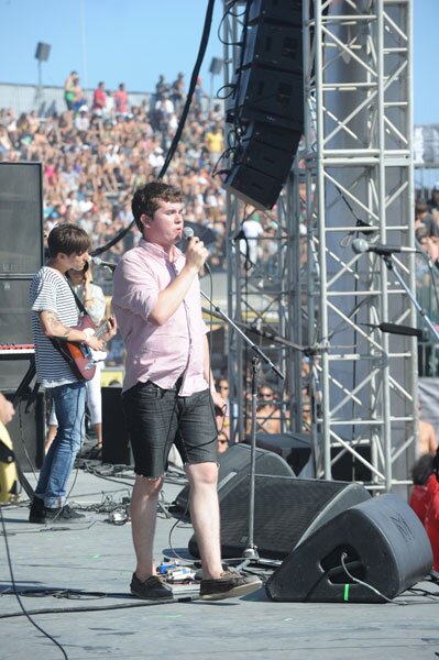 Coastal Carnage 2011: Surfer Blood