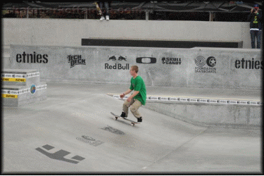 Brandon Westgate - kickflip