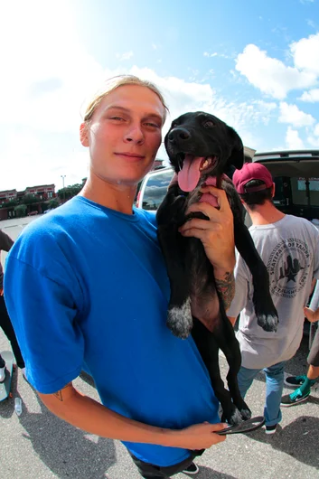 <!--gsd15-->

Eric McKenney, our announcer and leader of the day, brought along his new puppy. She kept her cool in the van most of the day while Eric was not so fortunate.