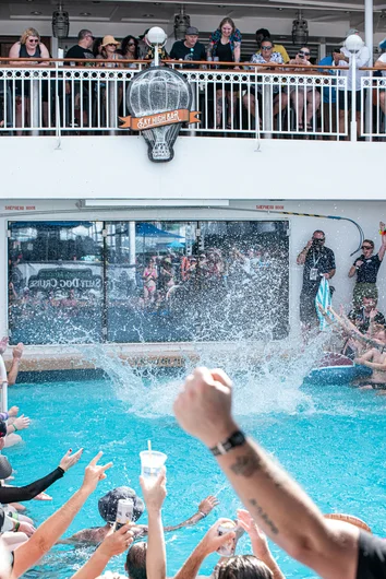 The splash. They love it!

<!--floggingmollycruise23-->