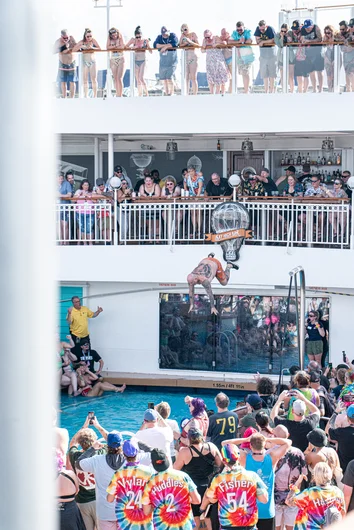 Day 2 started off with a belly flop contest hosted by the Gorilla Biscuits. What a nutty bunch. Homie crawled over the railing and jumped from the 2nd story. I don't know if that's regulation, but we are out at sea. There are no rules

<!--floggingmollycruise23-->