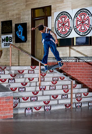 <!--dala19quals-->

Gear on point, name on point.. Kwesi Un Holloway spins the Back 3 into Lip.
