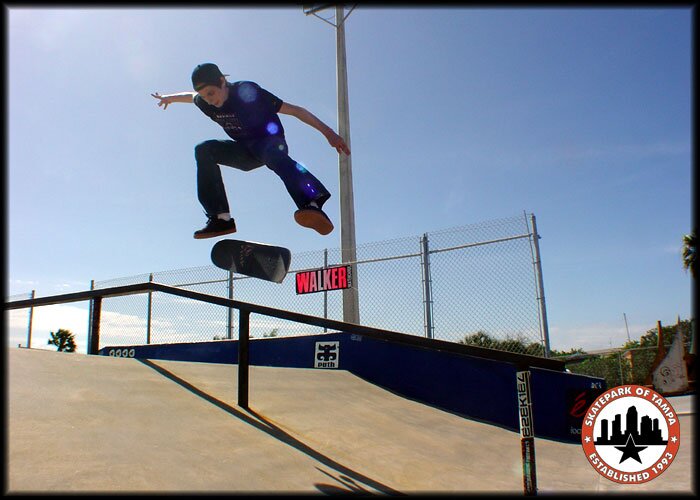 Ian Gow - perfect kickflip back lip