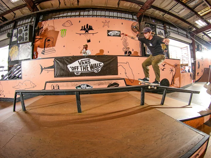 SPoT team rider Marse Farmer boardsliding up and across

<!--clashofthecrews23day2-->