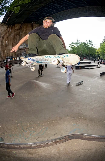 <!--dany18finalsphotos-->

Niko Howard is a Beast! Plain and simple. Alley-Oop over the hip.