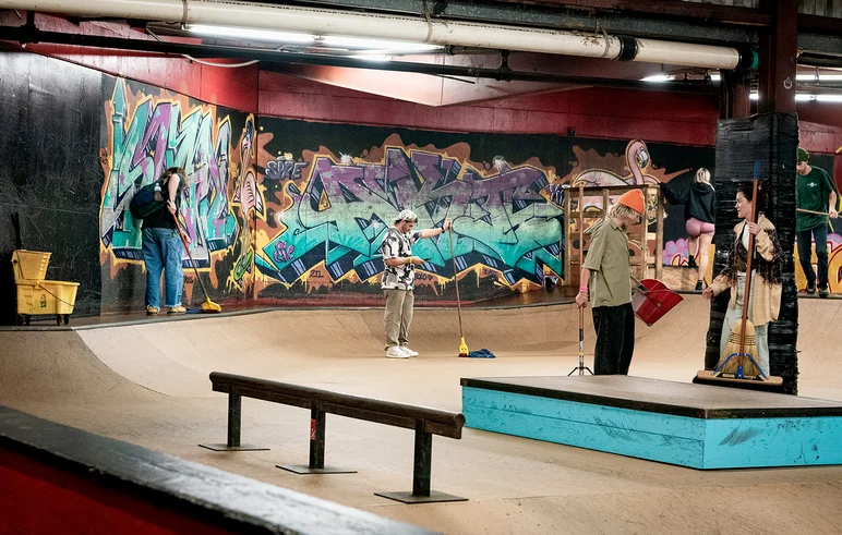 Cleanin’ crew keeping the kitty course nice and shiny. Thanks Ride Nature!
<!—tampam2022lastchance—>