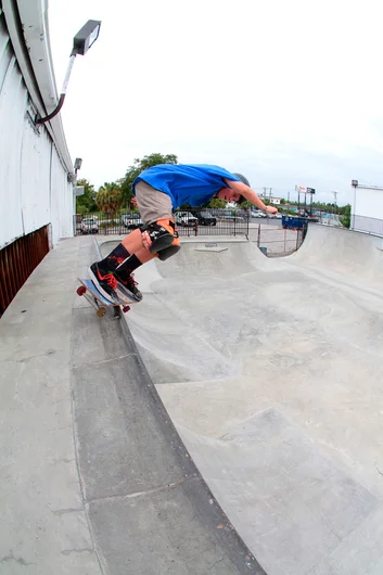 <!--btsb16-->

Riley Patterson knows that for a good Feeble you need that certain stance. He executes it perfectly over the Keyhole.