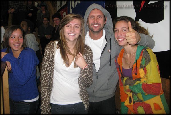 Teenie Bopper Fans of David Loy