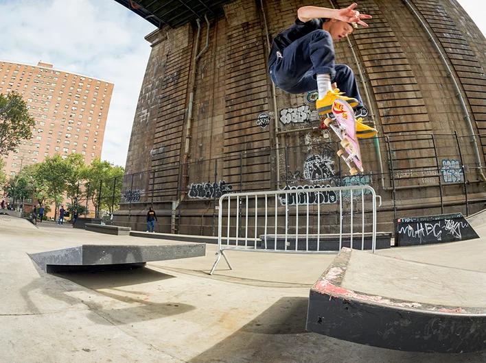 <!--danyc18practice-->

They call 'em Pretty Boi and the Switch F/S Flip isn’t far off.  Petter Brunvatne.
