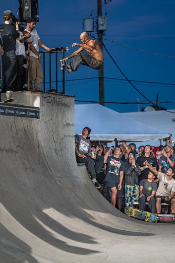 Luckily the flash up on that pole wasn't blasting him in the face. Pedro with the front tail yank in on the side of the railing. Dude is a monster

<!--tampapro24concretejam-->