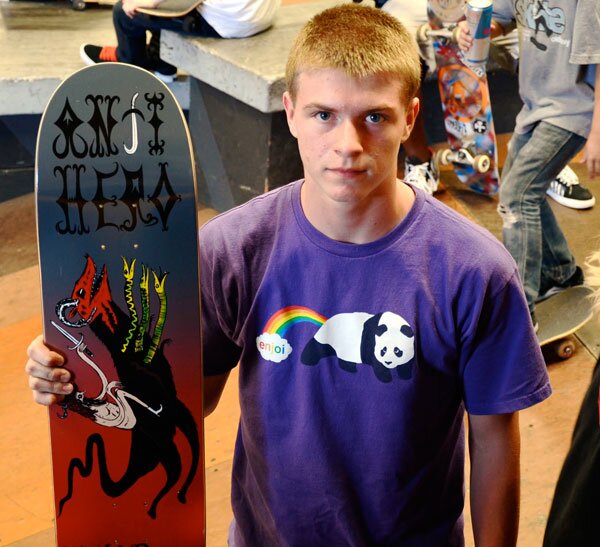 Lucky winner of Anti Hero Peter Hewitt deck