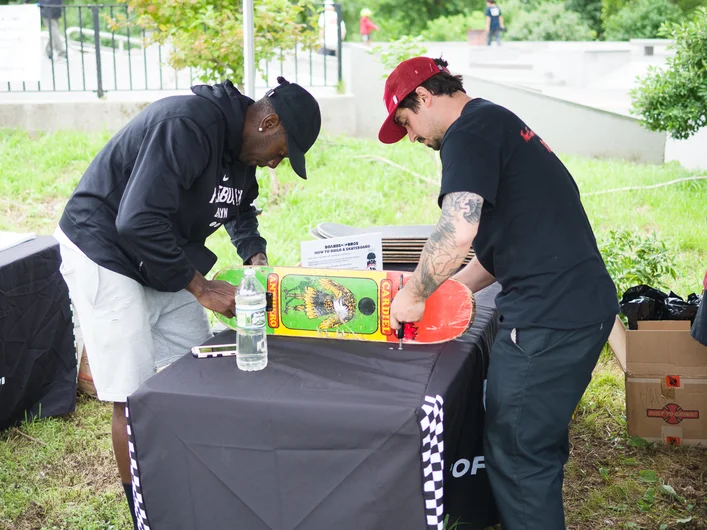 <!--b4bdrivenyc-->

Brad Wyatt killed it organizing the event and working to get over 100 skateboards built.