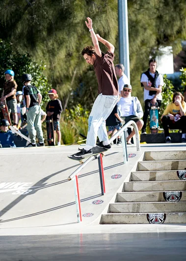 <!--daausfinals-->

Just to show that Jamey Foxton does regular/normal tricks too.