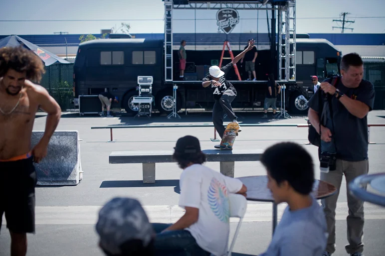 <!--costa15-2-->

Stages being set up, Dad Cams, Blake Johnson, and peanut galleries alike, Ish Cepeda ignores it all with a F/S Bluntslide.