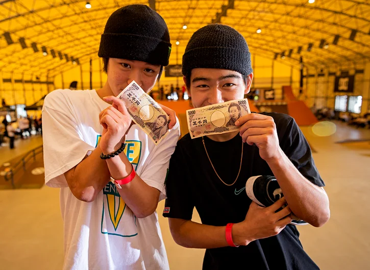 <!--daja18-quals-->

Our two Golden Ticket winners, goin’ straight to the Finals. Keyaki Ike & Daisuke Ikeda
