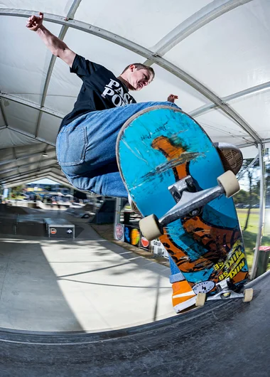 <!--daaus-fri-->

Upon our arrival at the park Jack O’Grady shows us the way with a High Octane FS Nosegrind.