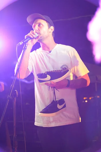 <!--ta14-sn-->
Brian Schaefer kicked off the Concrete Courtyard session.