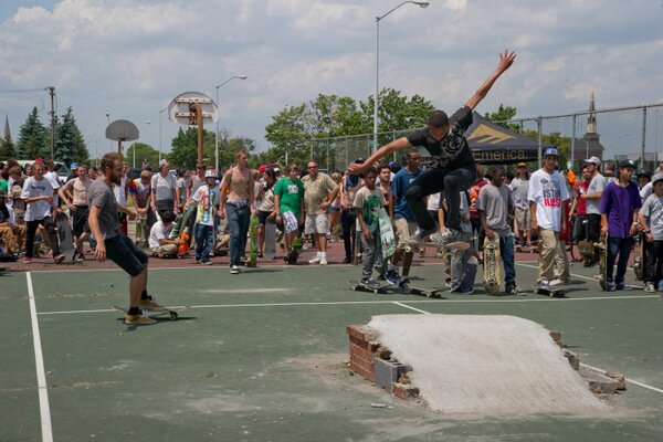 One crusty launcher: Detroit Tennis Courts