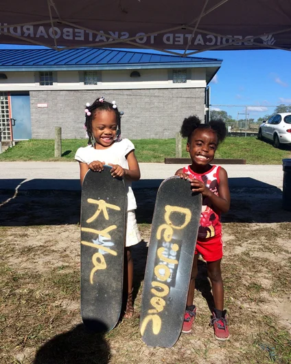 <!--b4bdelivery-->

Million dollar smiles for days.