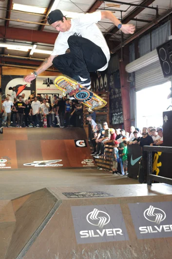 Man I can't believe Luan's hardflip every time I see it.<!-- Tampa Pro 2013 Skateboarding and the After-Party -->