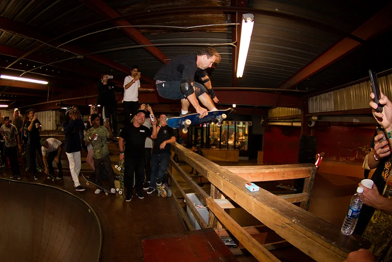 <!--am16frinight-->

Someone always has to try the gap at these Bowl Jams. John Whiteman steps up.