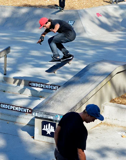 <!--dala153-->

Micky Papa doing a Nollie Inward Heel B/S Five-0, he also did Nollie Flip b/s Tailslide and maybe even some other stuff securing that 2nd place spot in best trick.