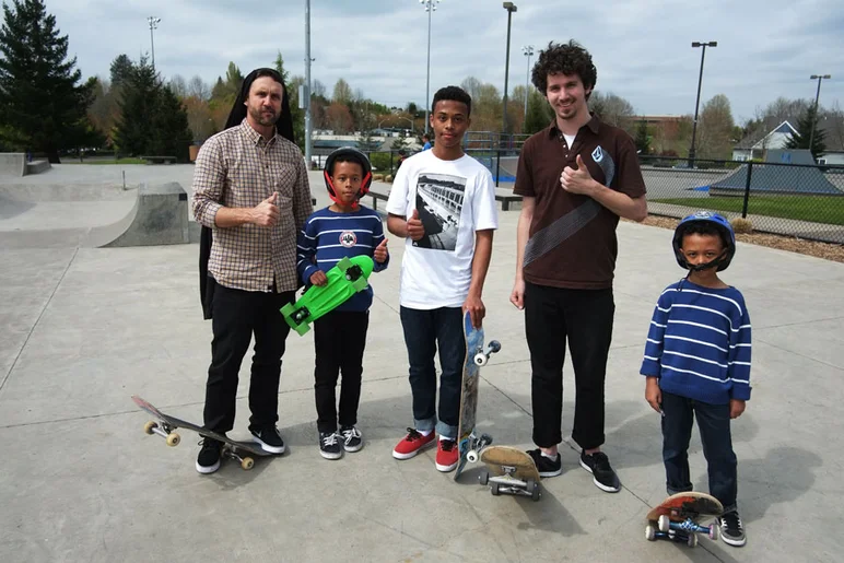 Brian with a bunch of SPoT Life fans - thanks for watching the show, ya'll.<!-- Portland 2013 for Some Nike Bid'niss -->