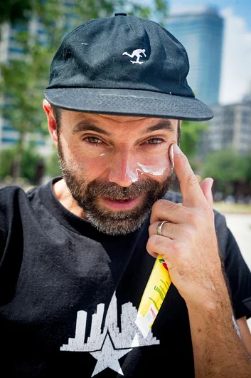 <!--da-chi16-->

Before we hit it, Chi-town locals Spaz and G take advantage of the new ping-pong table at Grant Skatepark.
