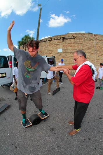 <!--gsd15-->

This guy came through hot with some weird wheelie thing.
Here's Josh Knight getting caressed as he tries to ride it. 