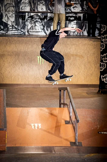 <!--pro19finals-->

Jake Ilardi getting it in with a Nollie Front Board.

