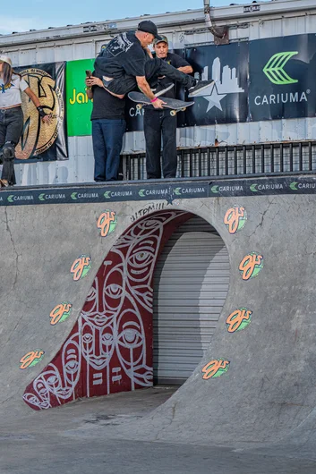 Look at the height on this kickflip melon from Yam Behar!


<!--tampapro24concretejam-->