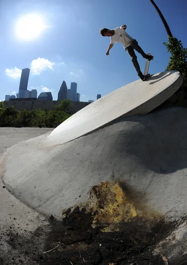 <!-- johhnyRomanoAAnov13 -->

On Friday morning, we started the day in Houston at this DIY spot that has an amazing view of downtown. Frank got MVP with this nosepick pop-in on the satellite dish.