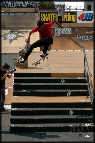 Damn Am at Volcom 2006 Skate Photos