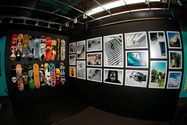 <!--zero-demo20-->

After the demo everyone piled into the snackbar for the signing and 20 Year art show. Here's an overall look at what they came to display.