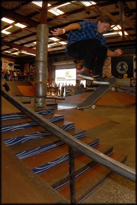 CJ Dixon - frontside big spin