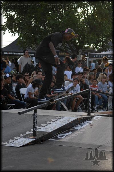 Ricky Webb – frontside bluntslide